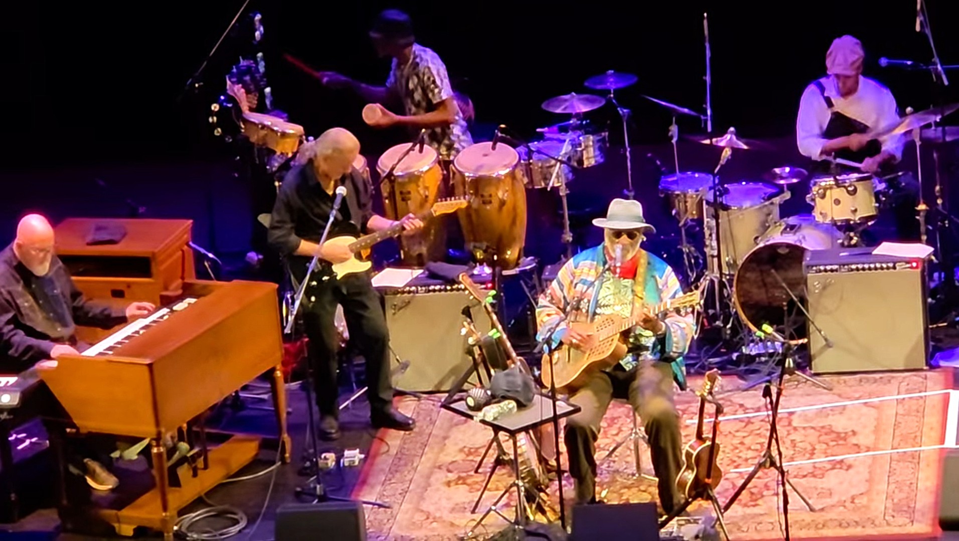 TajMahalAndThePhantomBluesBand2026-07-15AcademyOfMusicNorthamptonMA (4).jpg